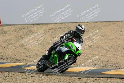 media/Mar-28-2022-Superbike Trackdays (Mon) [[b8603d0f67]]/Open Track Time/Turn 12/